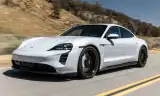Porsche triệu hồi Taycan do tắt túi khí