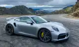 Porsche 911 thêm 4S Coupe, Cabriolet, Targa AWD nhưng không có bản số sàn